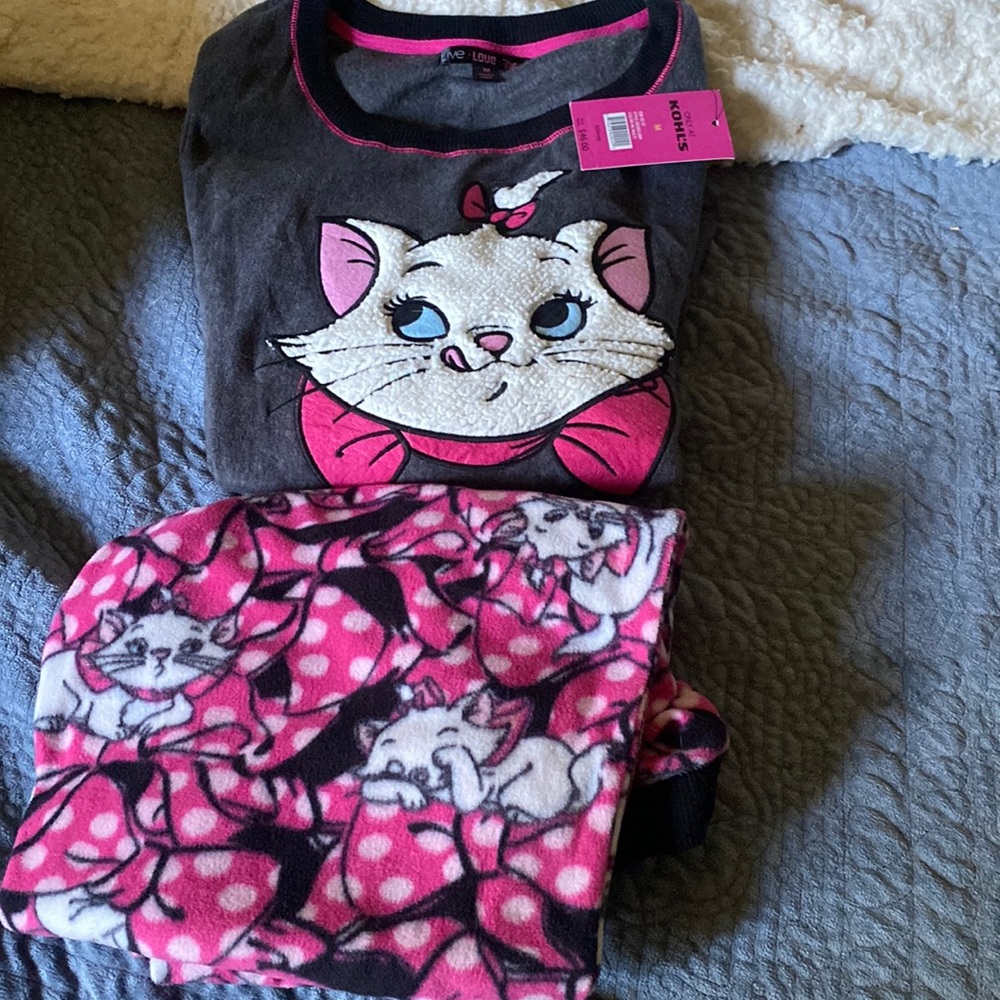 NWT Sz M Super Soft Disney Aristocats 2 Piece Jammies